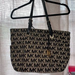 Michael Kors Tote